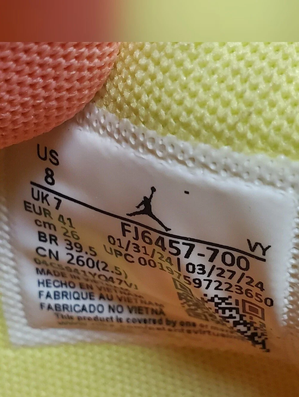 Mens Jordon Tatum 2 Lemonade Basketball Shoe